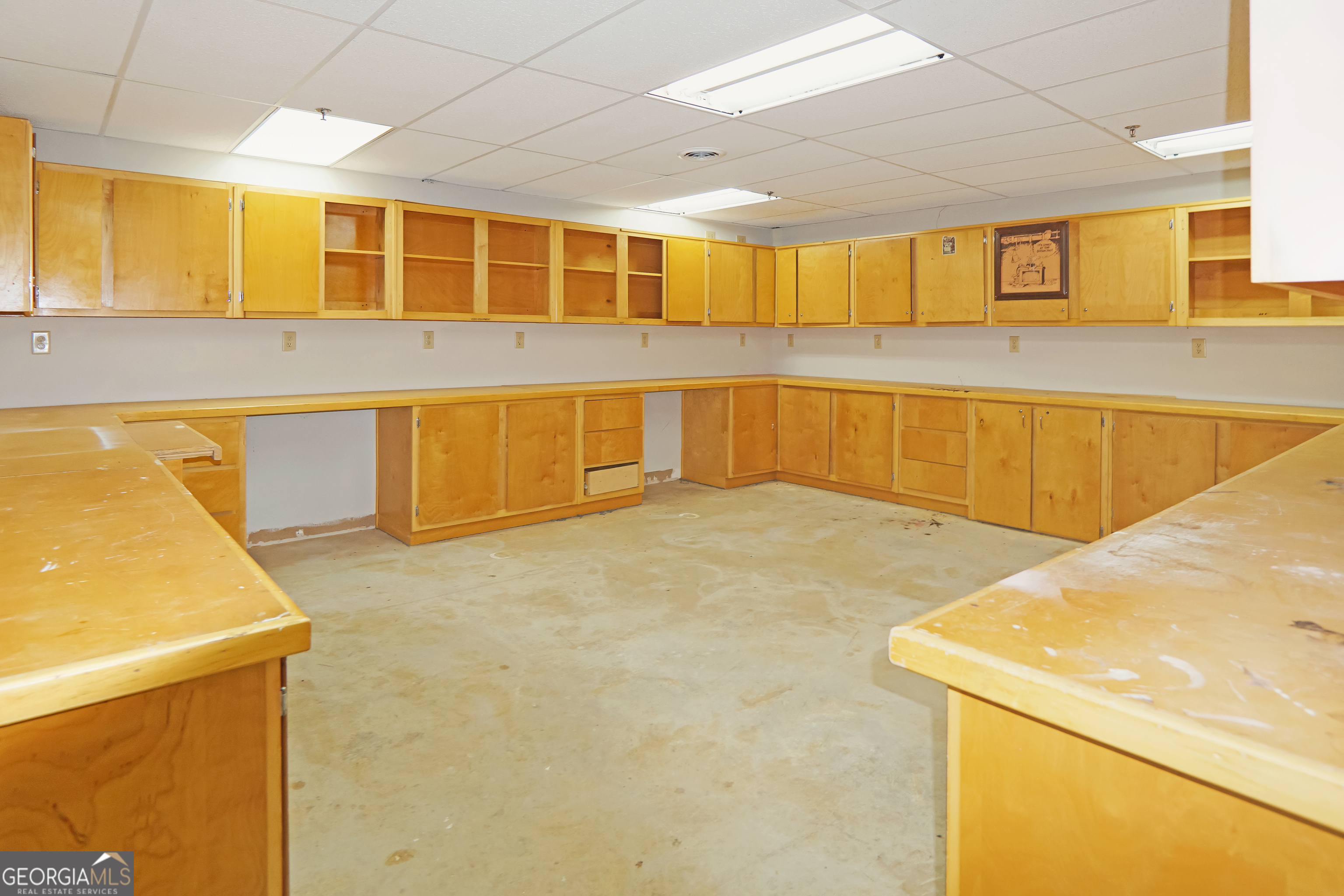 1560 Commercial Court Jonesboro GA 30238