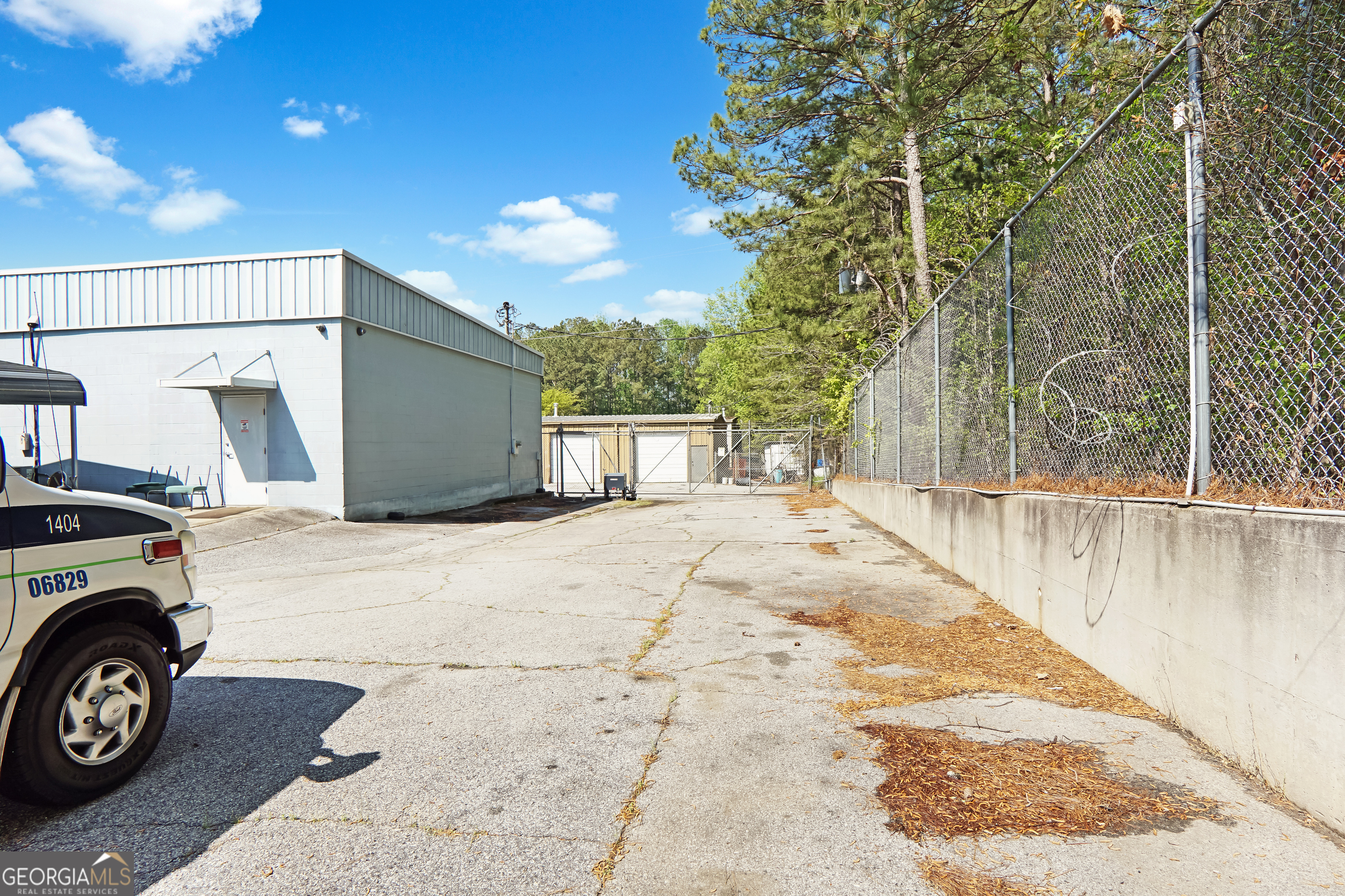 1560 Commercial Court Jonesboro GA 30238