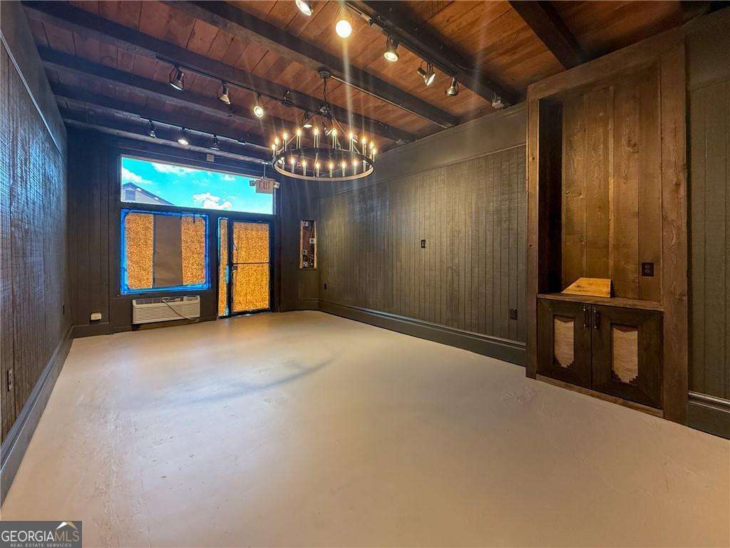 11 S Grove Street Dahlonega GA 30533