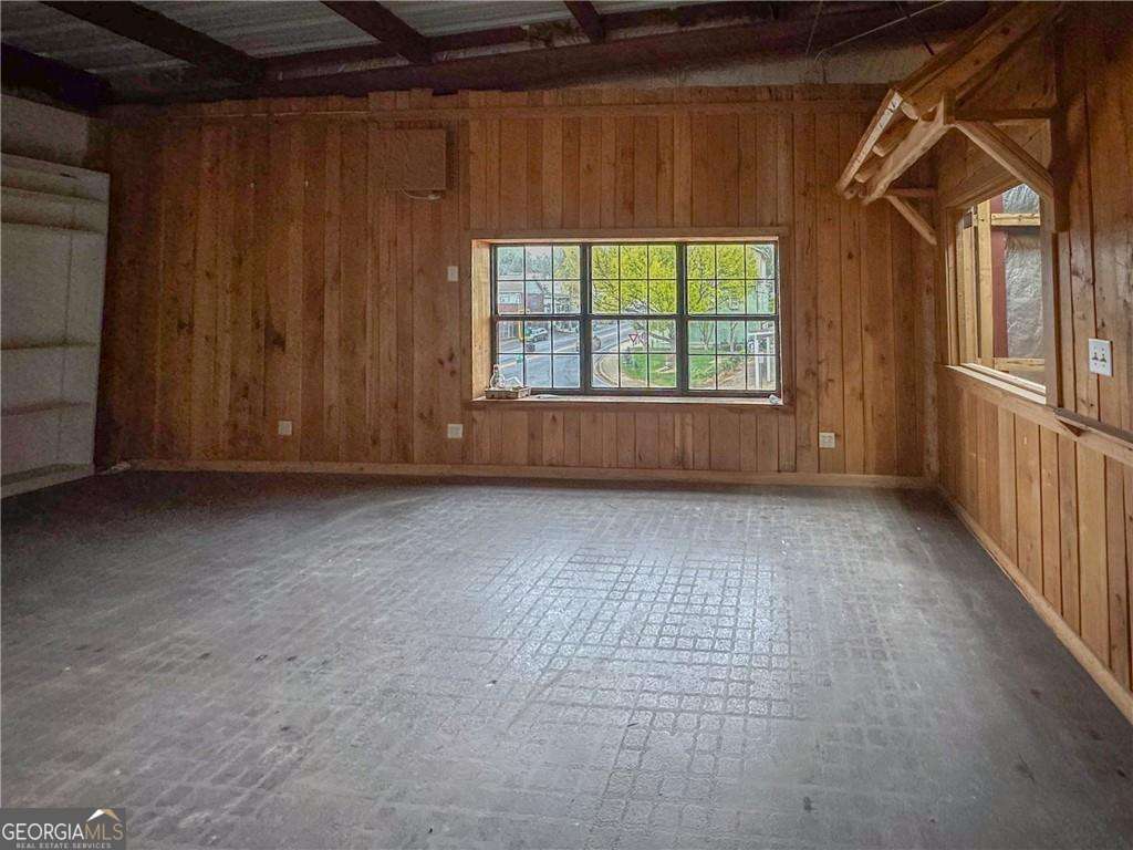 11 S Grove Street Dahlonega GA 30533