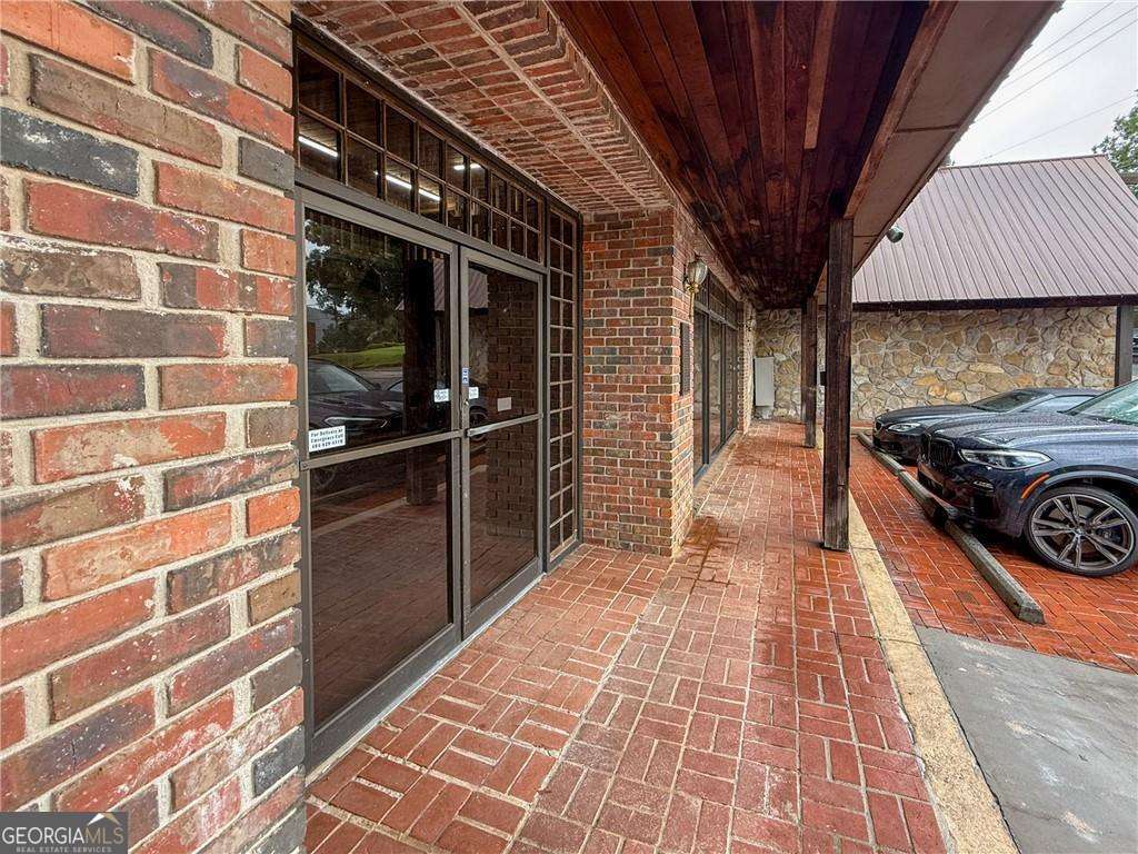 11 S Grove Street Dahlonega GA 30533