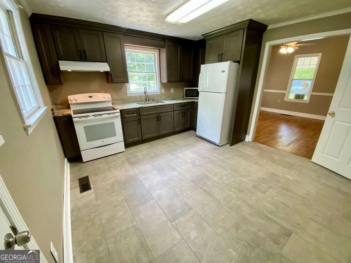 164 Glenn Carrie Road Hull GA 30646