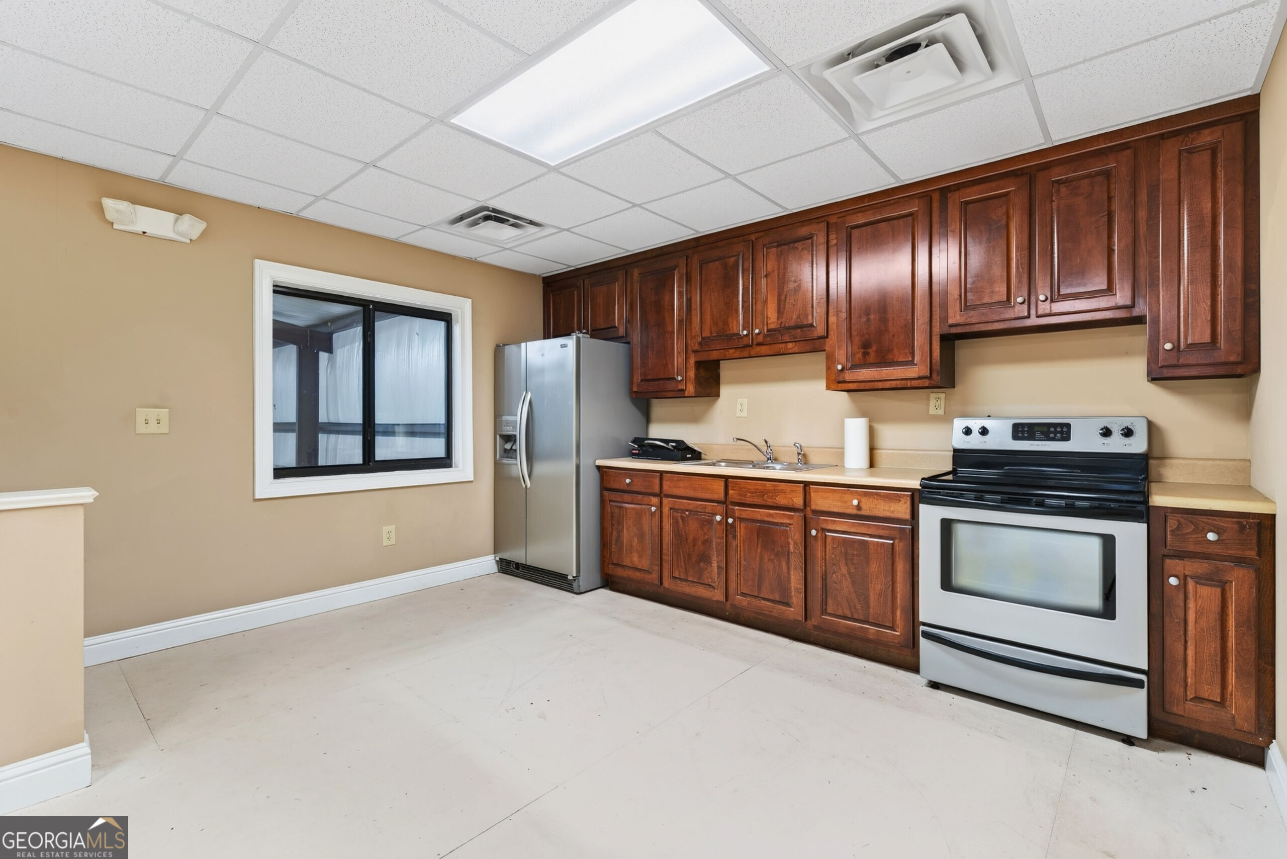 366 E Crusselle Street Roberta GA 31078