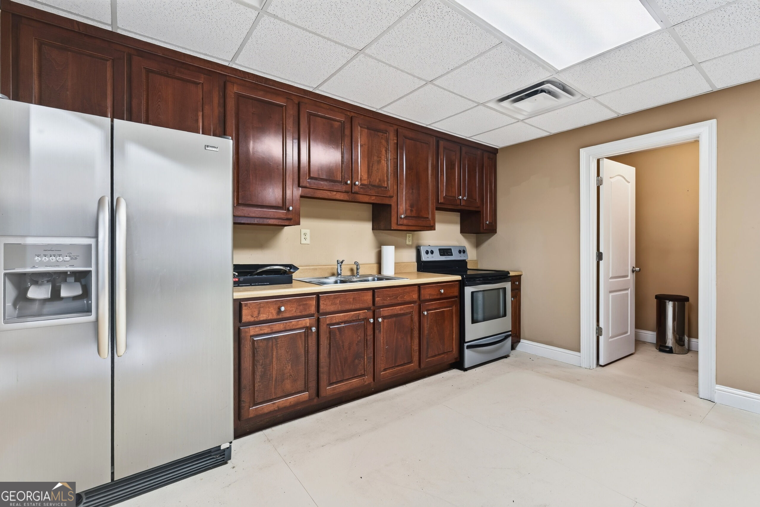 366 E Crusselle Street Roberta GA 31078