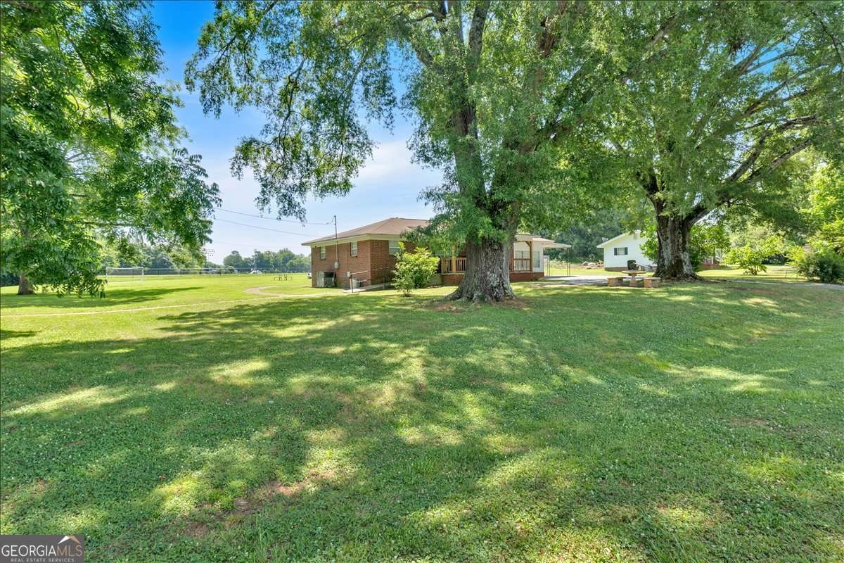 2454 Hall Station Road NW Adairsville GA 30103