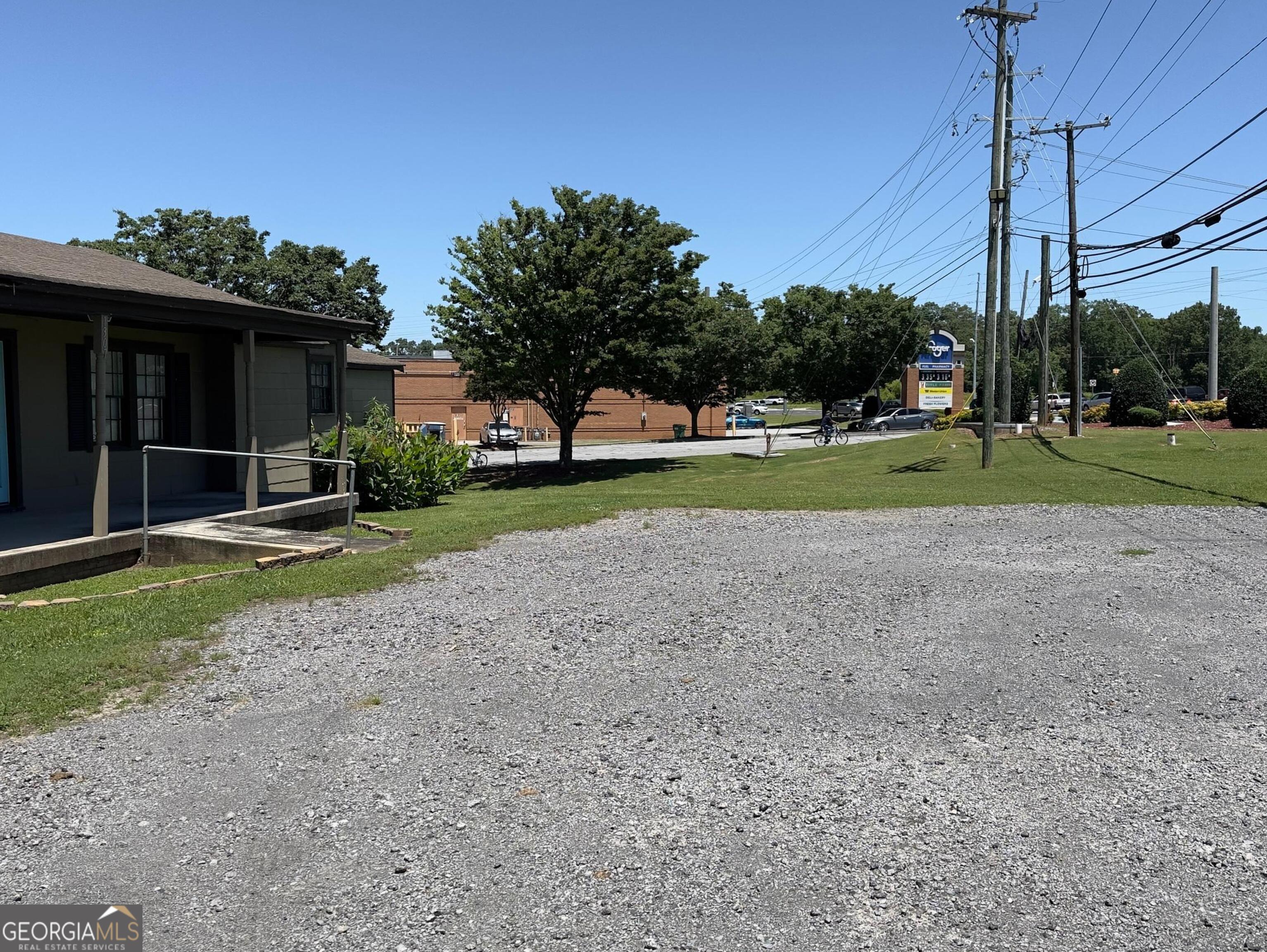 1307 Highway 41 Calhoun GA 30701