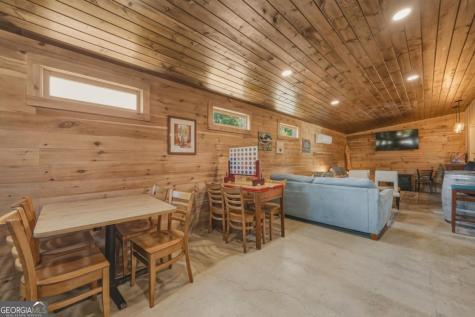 2317 Highway 382 Ellijay GA 30540