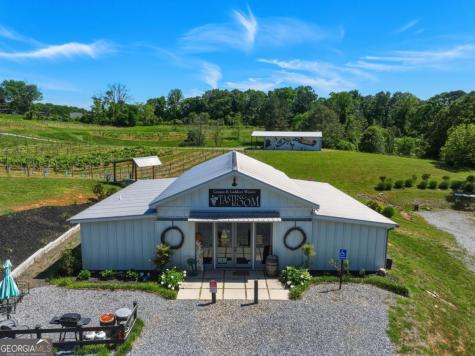 2317 Highway 382 Ellijay GA 30540