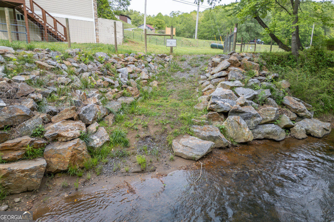 4494 Gainesville Highway Blairsville GA 30512
