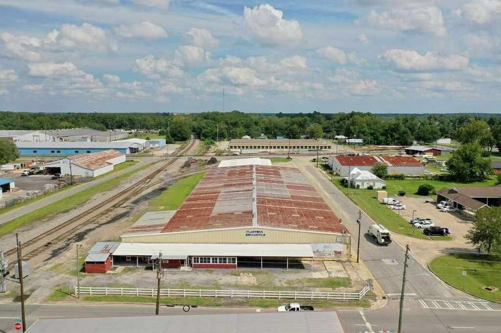 31 Hinson Street Hazlehurst GA 31539