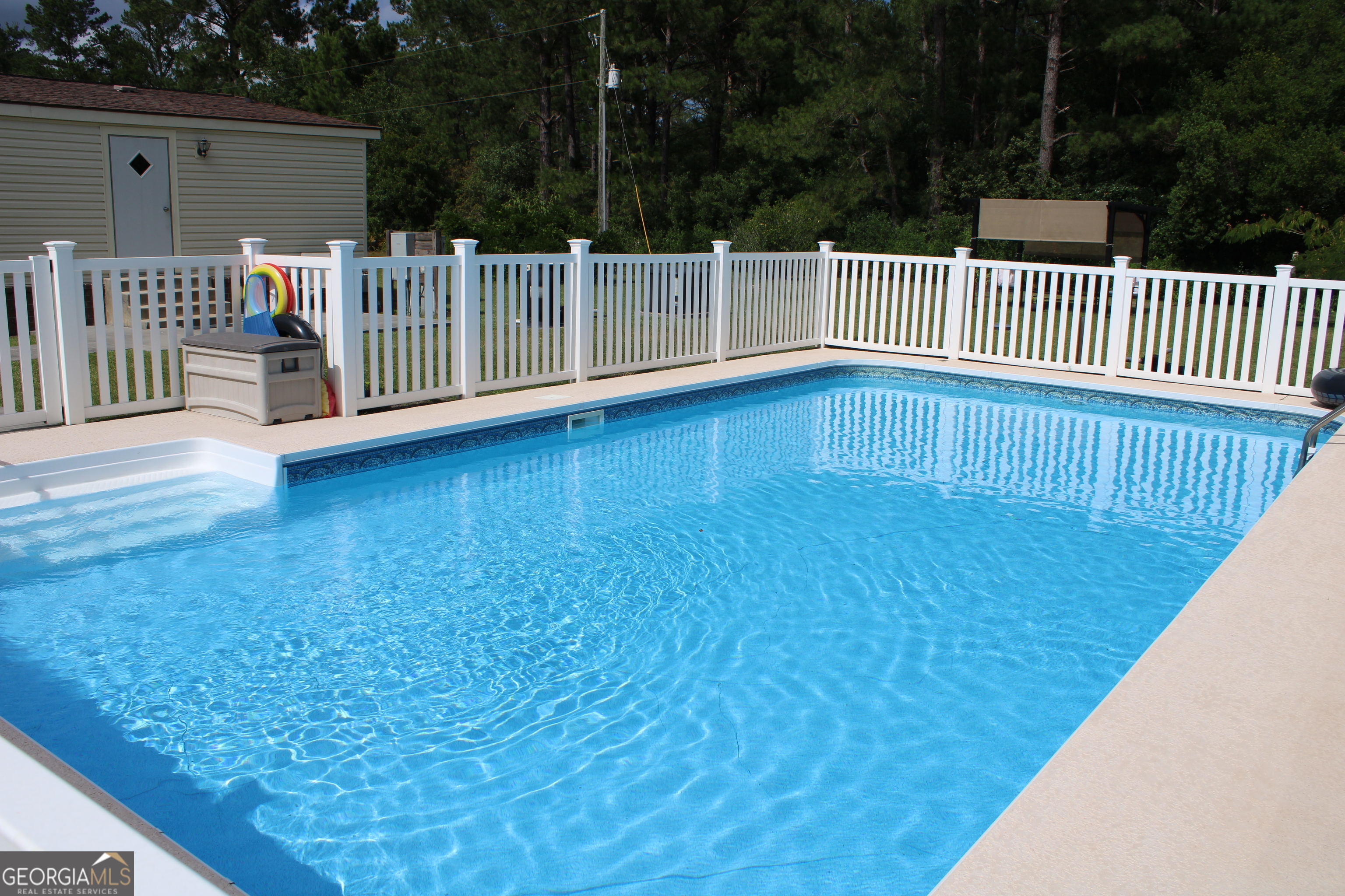 407 Deer Run Road Ellabell GA 31308