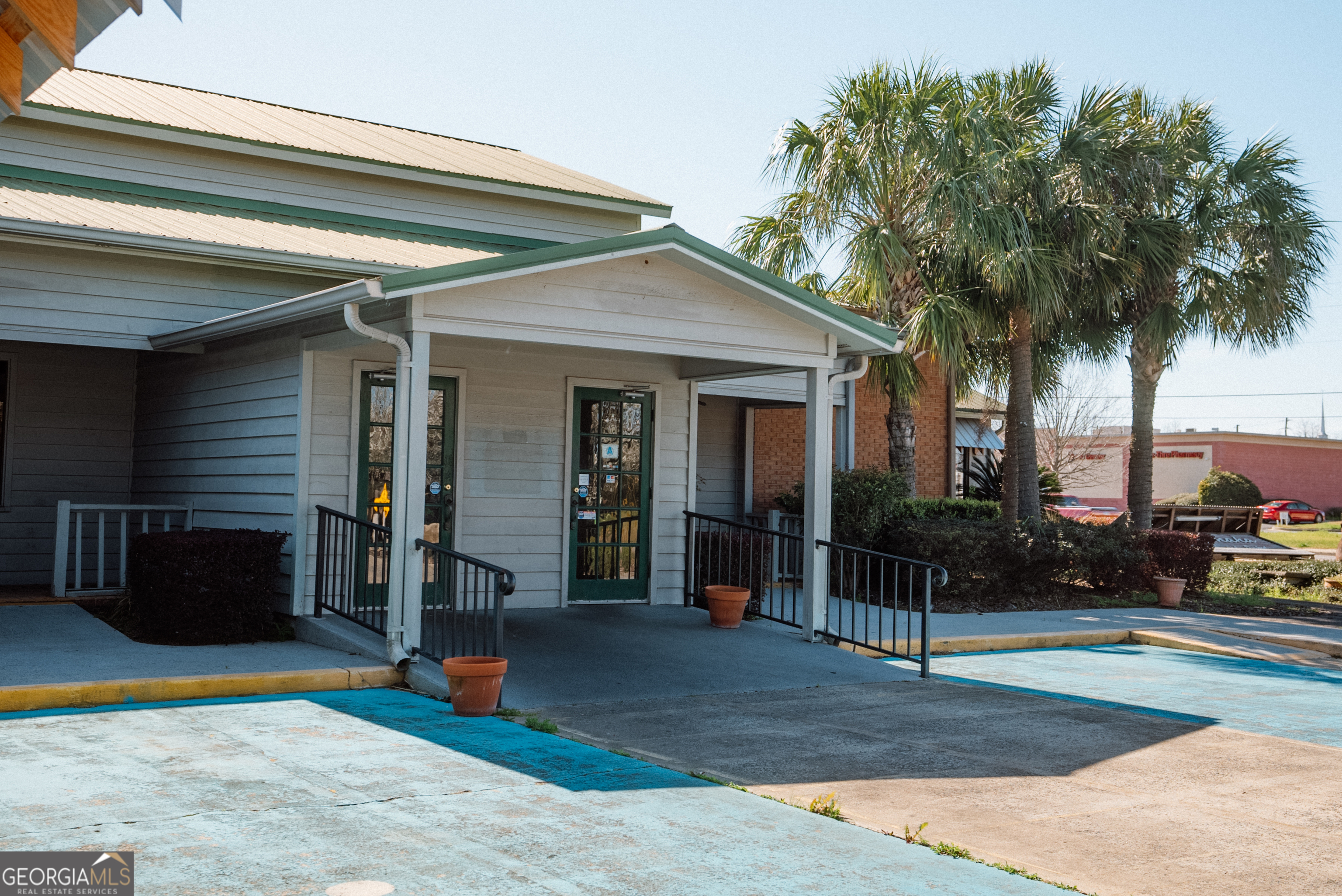 362 N First Street Jesup GA 31545