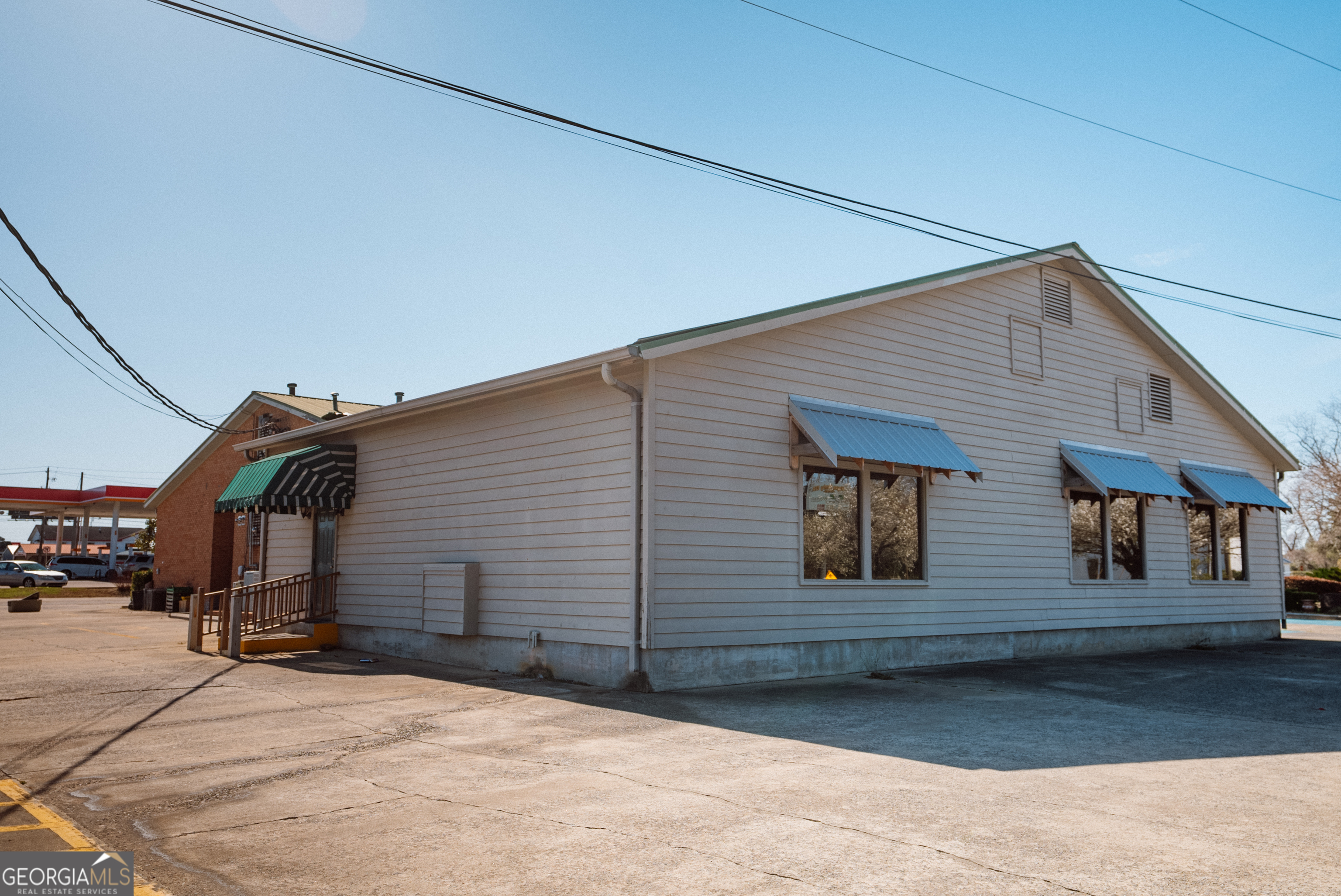 362 N First Street Jesup GA 31545