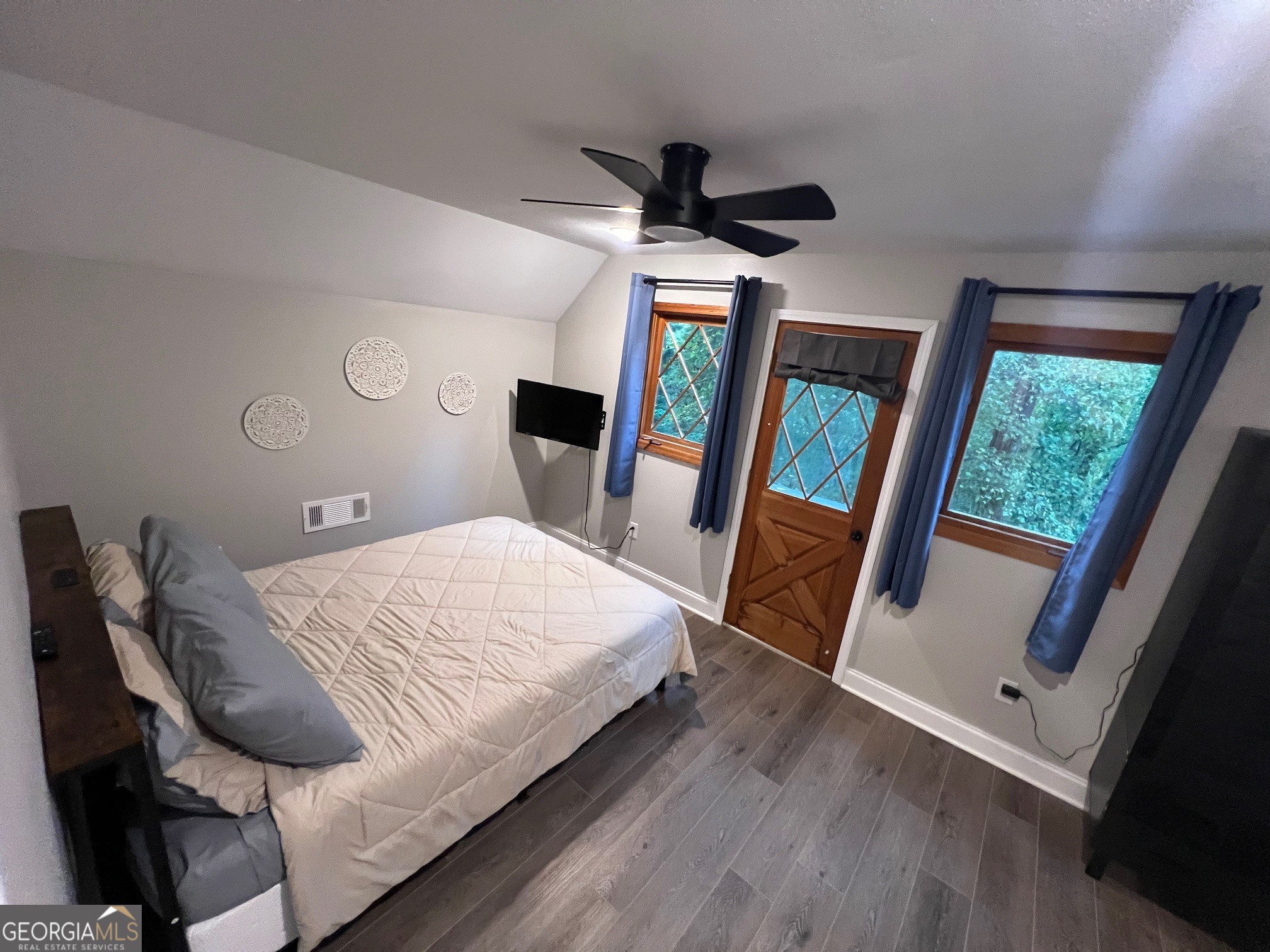 258 Ber Weg Helen GA 30545
