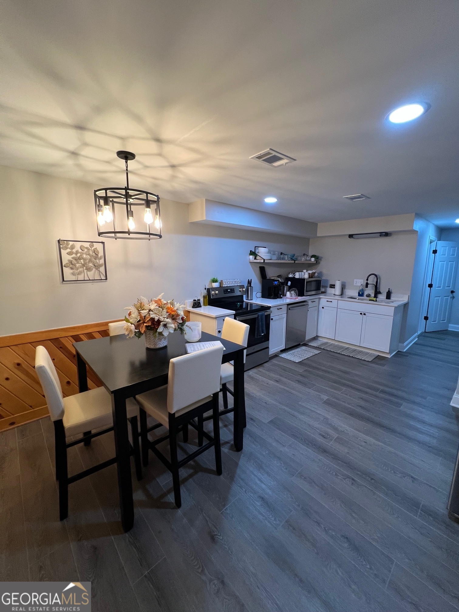 258 Ber Weg Helen GA 30545