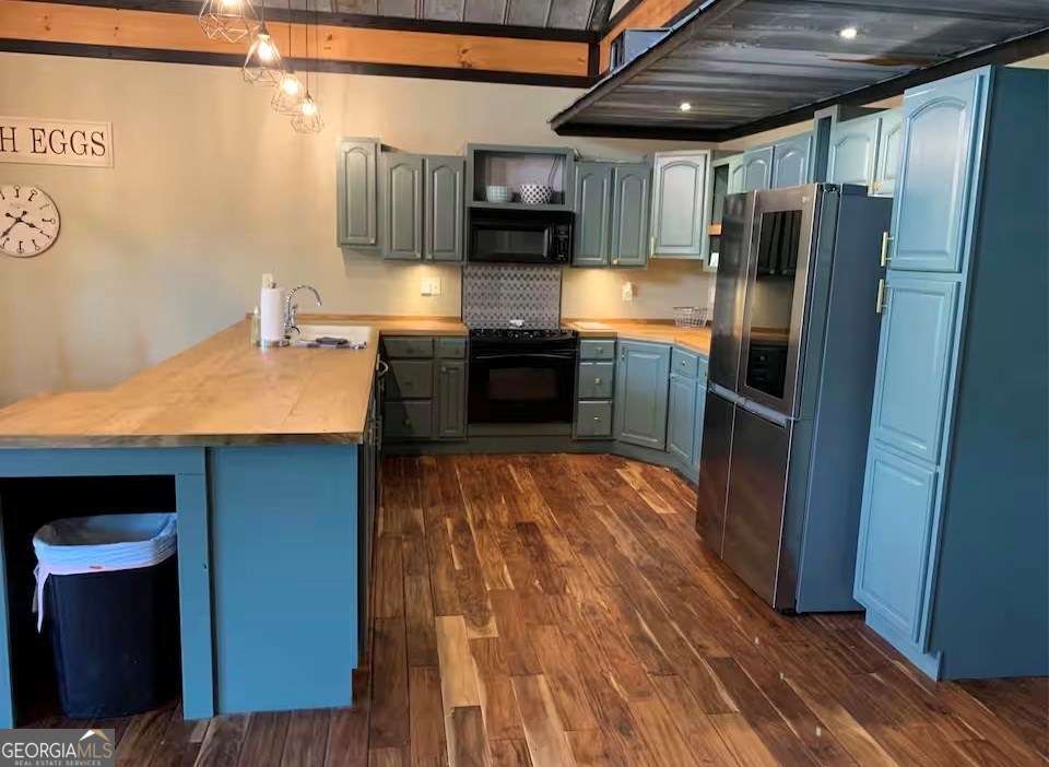 33 Rose Petal Lane Ellijay GA 30540
