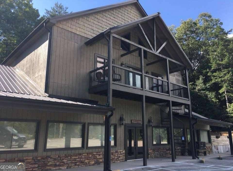 33 Rose Petal Lane Ellijay GA 30540