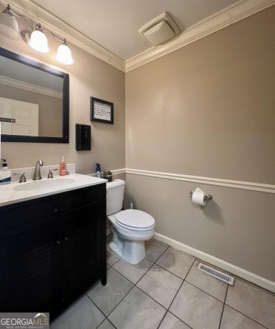 549 S Main Street Cleveland GA 30528
