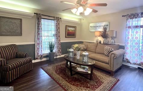 549 S Main Street Cleveland GA 30528