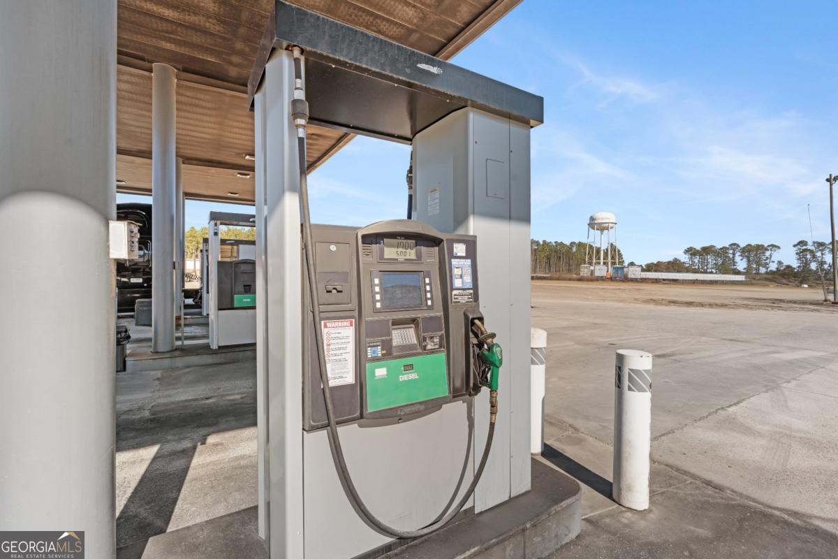10525 Us Highway 1 S Wadley GA 30477