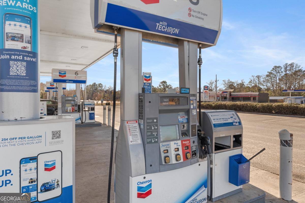 10525 Us Highway 1 S Wadley GA 30477