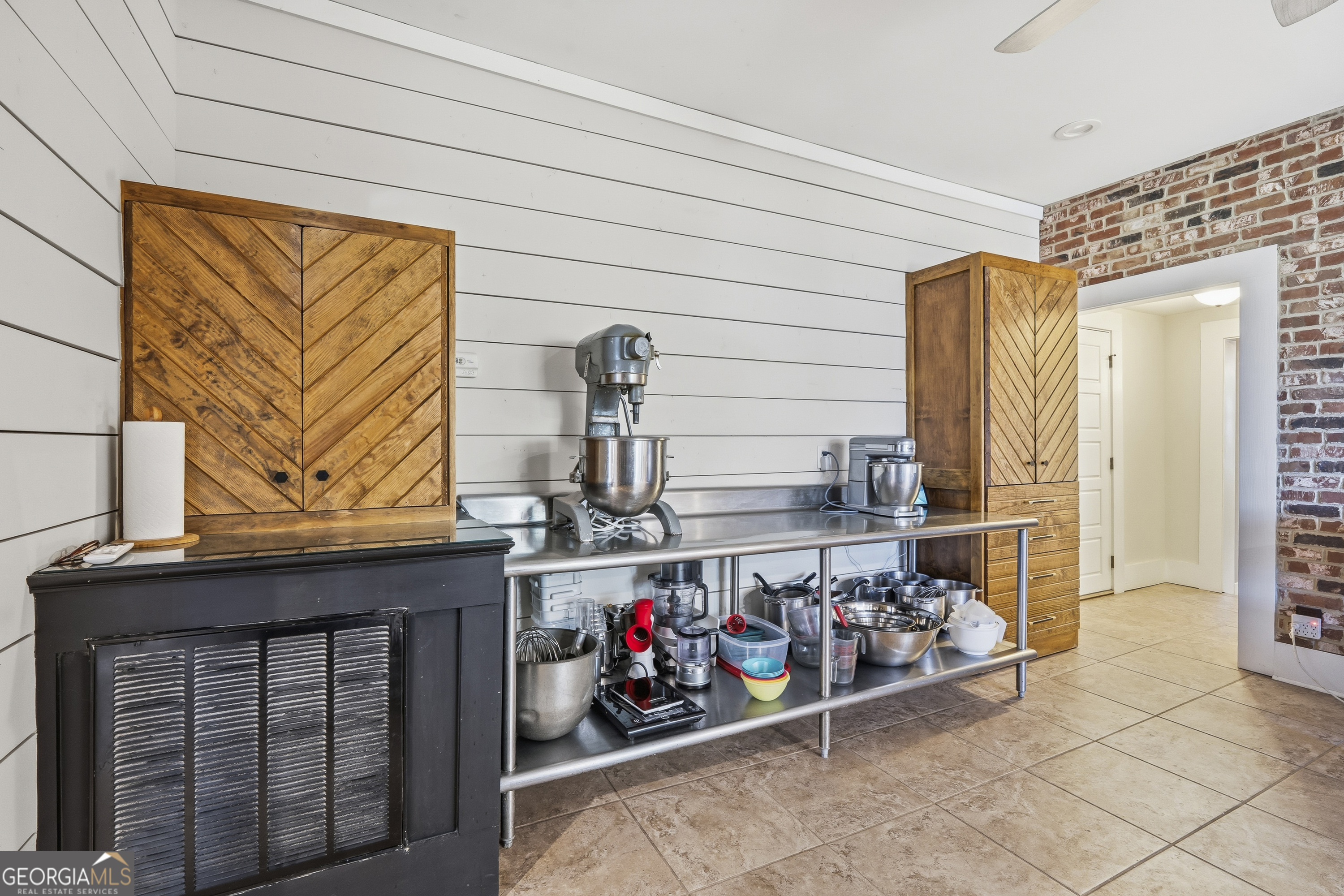 121 E Baldwin Street Milledgeville GA 31061