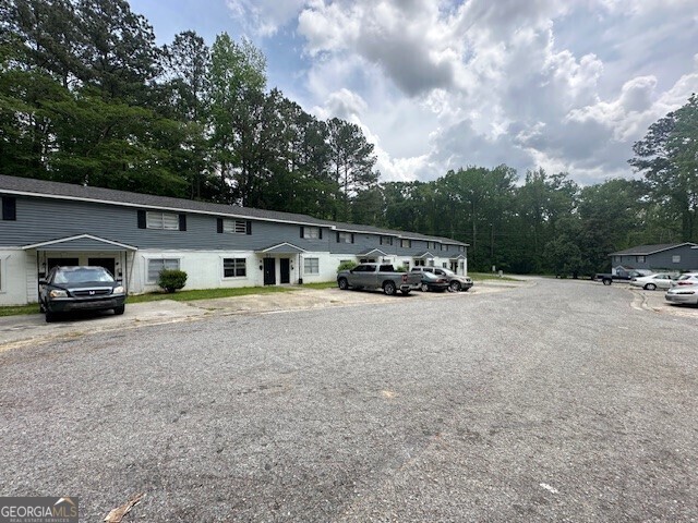 4053 Log Cabin Drive Macon GA 31204