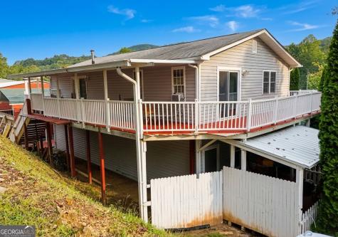 501 Sunnyside Shores Road Hiawassee GA 30546