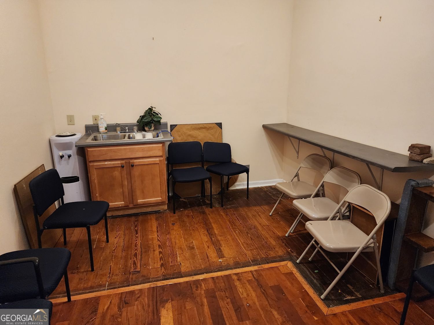 6958 Main Street Lithonia GA 30058