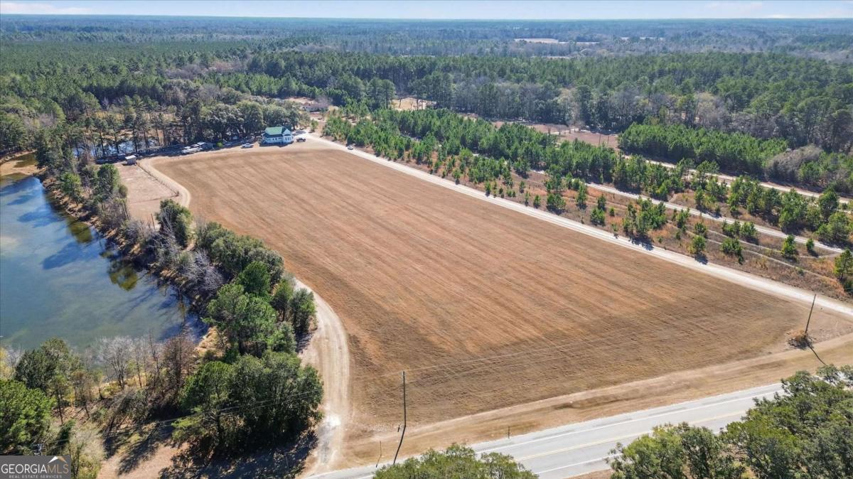 348 Lennies Pond Road Ellabell GA 31308