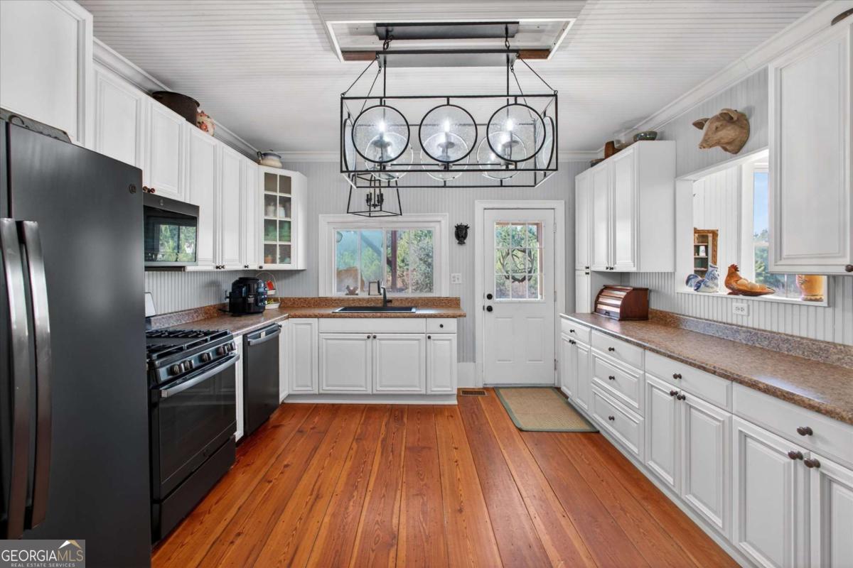 348 Lennies Pond Road Ellabell GA 31308