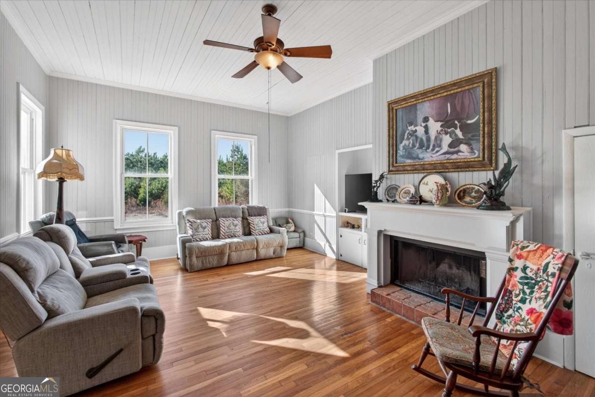 348 Lennies Pond Road Ellabell GA 31308