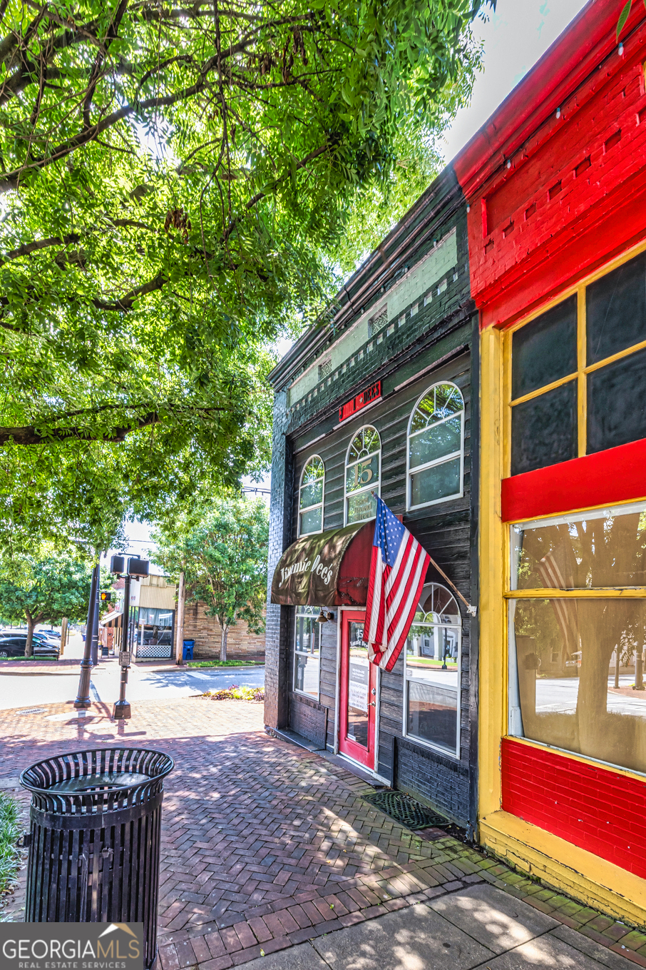 15 E Broad Street Newnan GA 30263