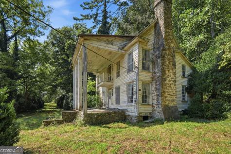 1818 Gaddistown Road Suches GA 30572