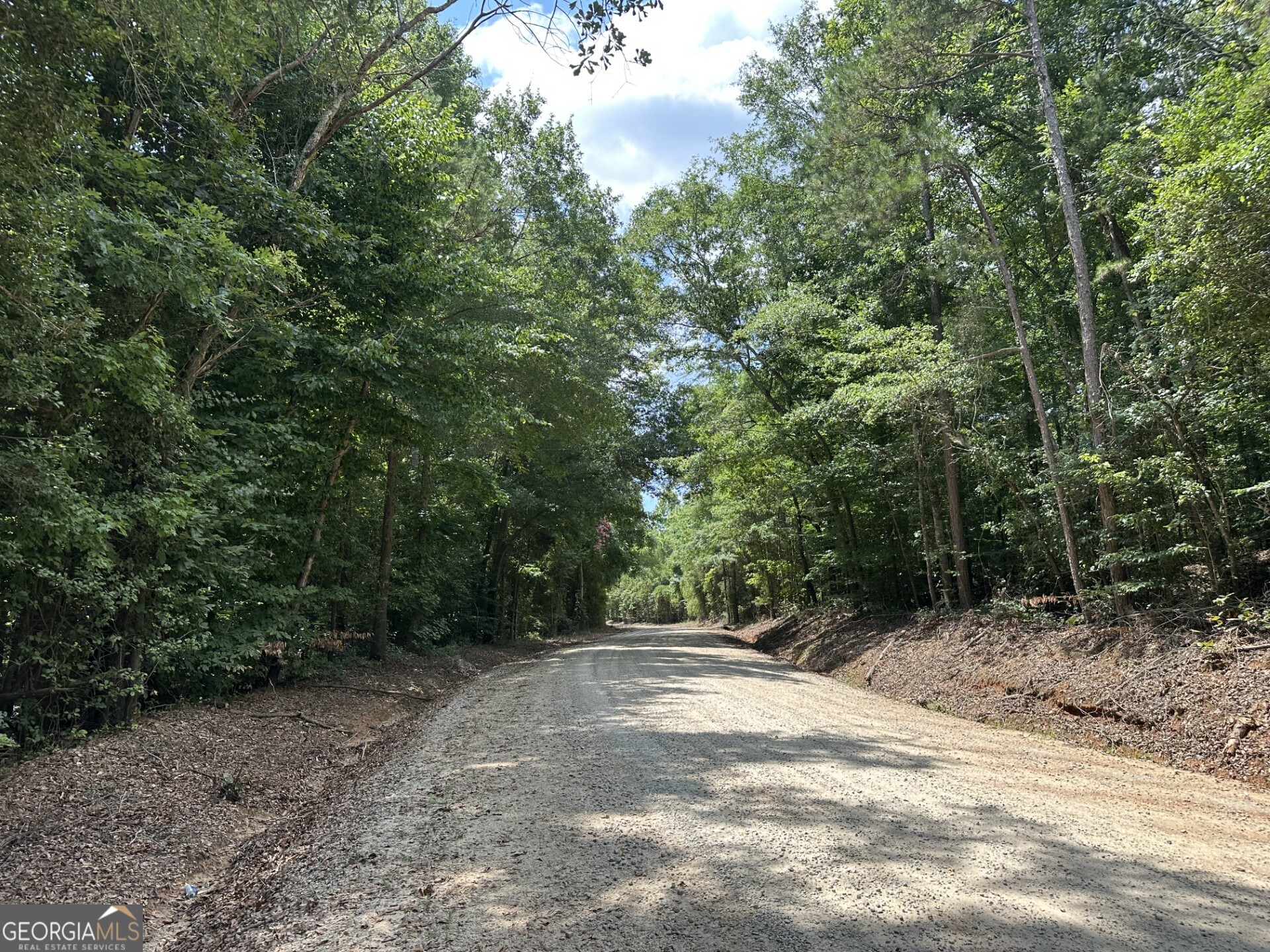 2200 Duffell Martin Comer GA 30629