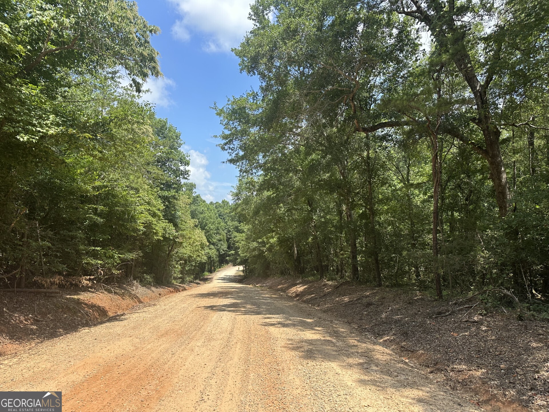 2200 Duffell Martin Comer GA 30629