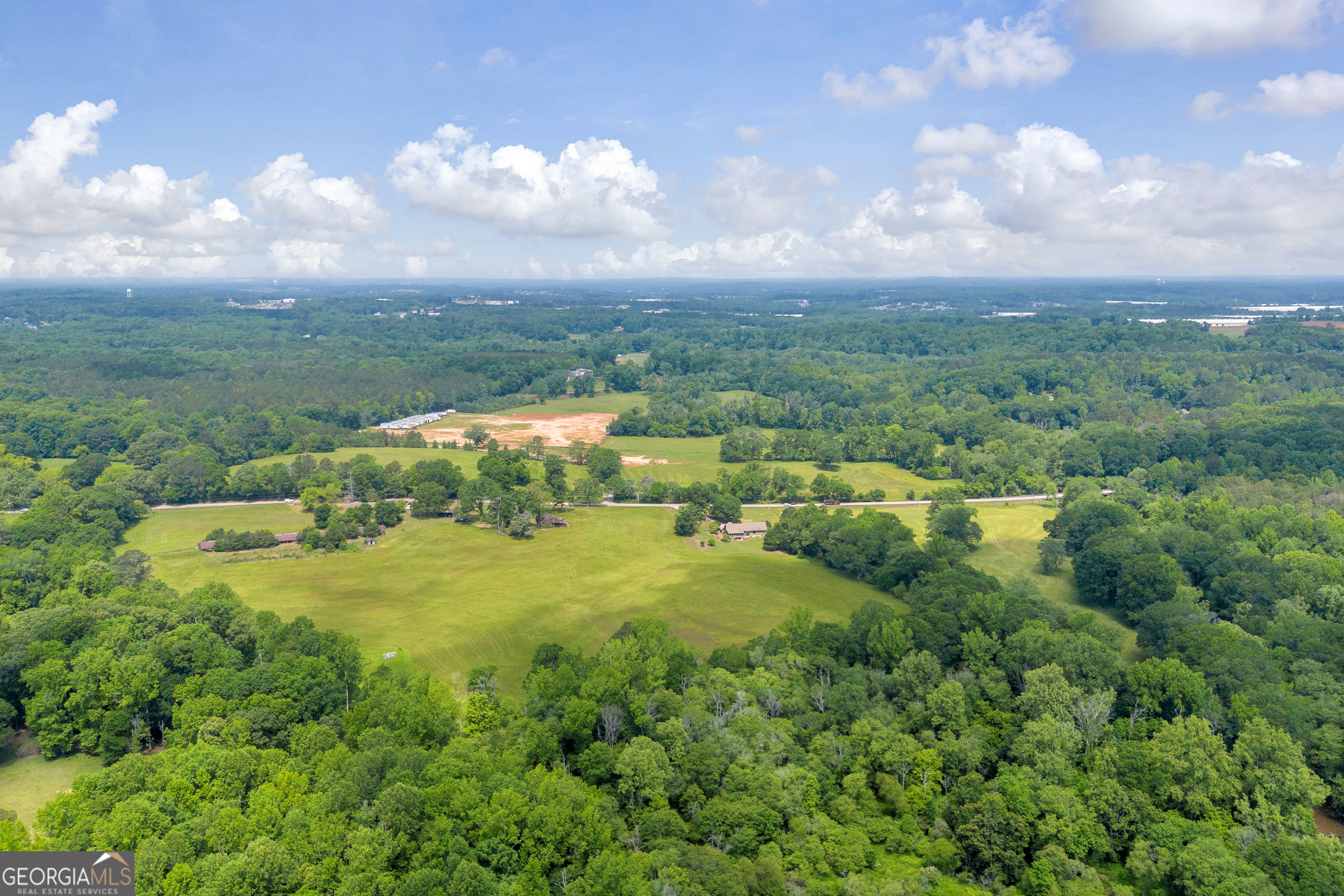 586 Covered Bridge Road Hoschton GA 30548