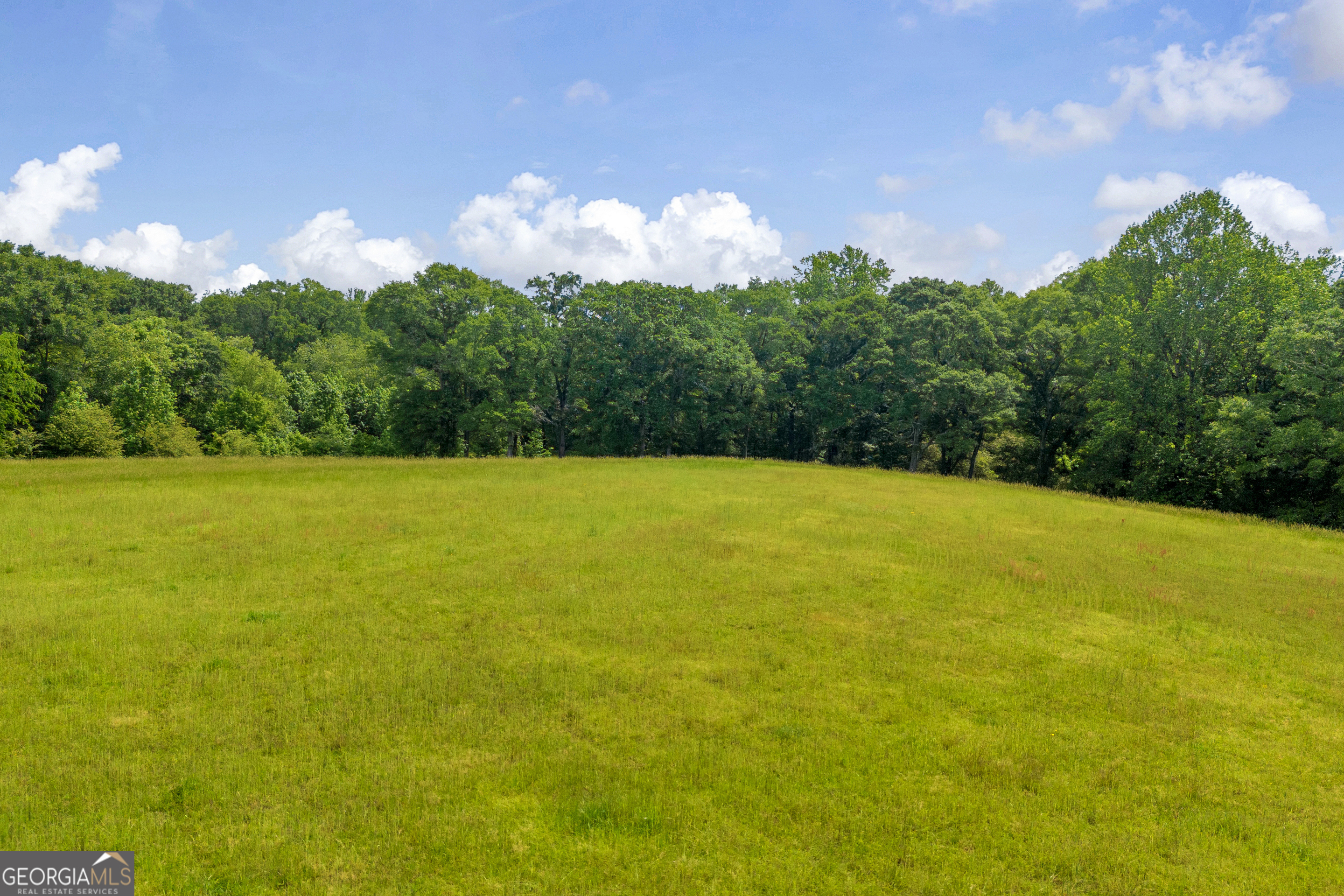 586 Covered Bridge Road Hoschton GA 30548