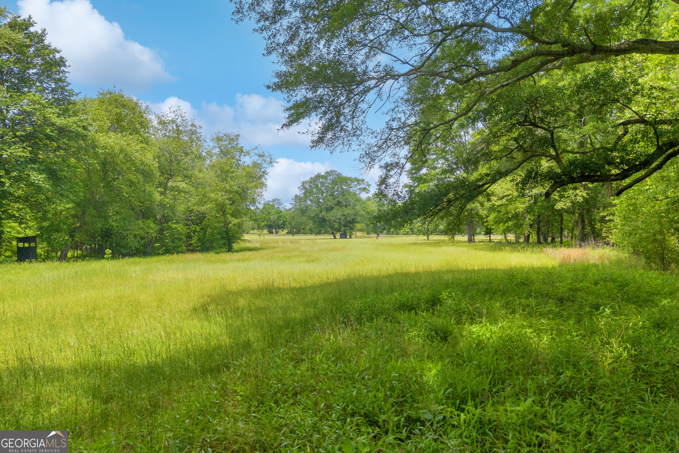 586 Covered Bridge Road Hoschton GA 30548