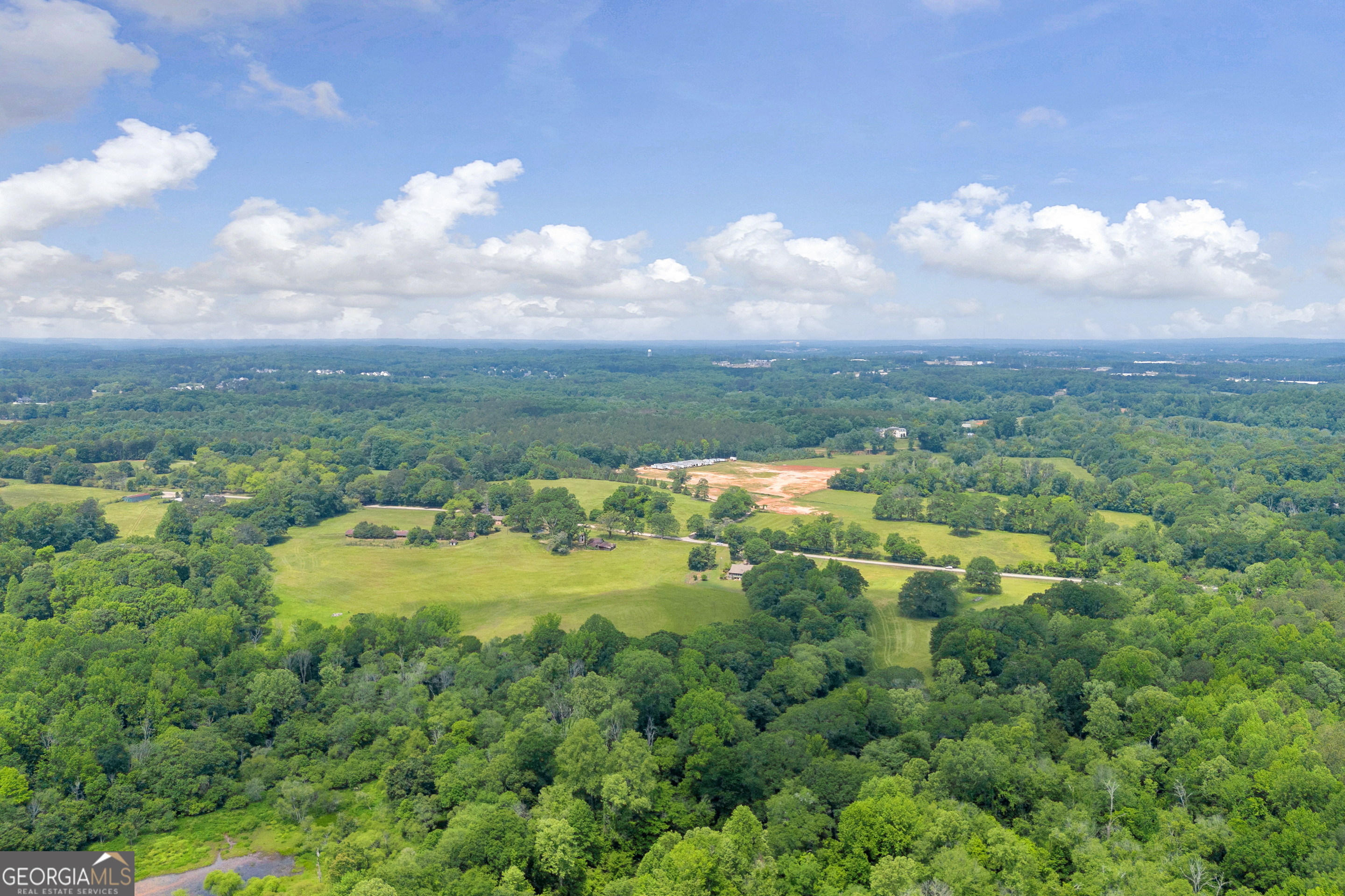 586 Covered Bridge Road Hoschton GA 30548
