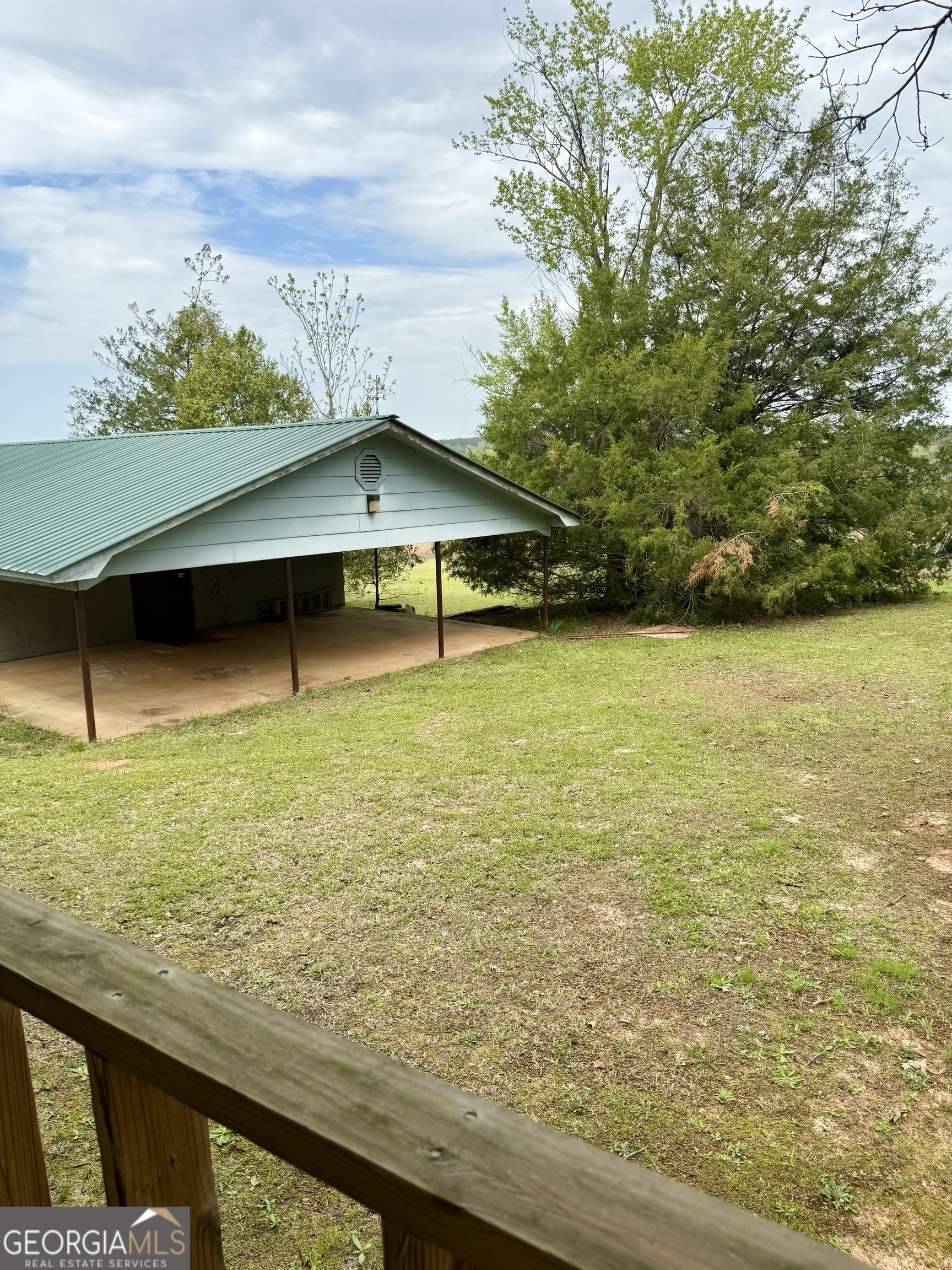 2235 Long Branch Road Toomsboro GA 31090