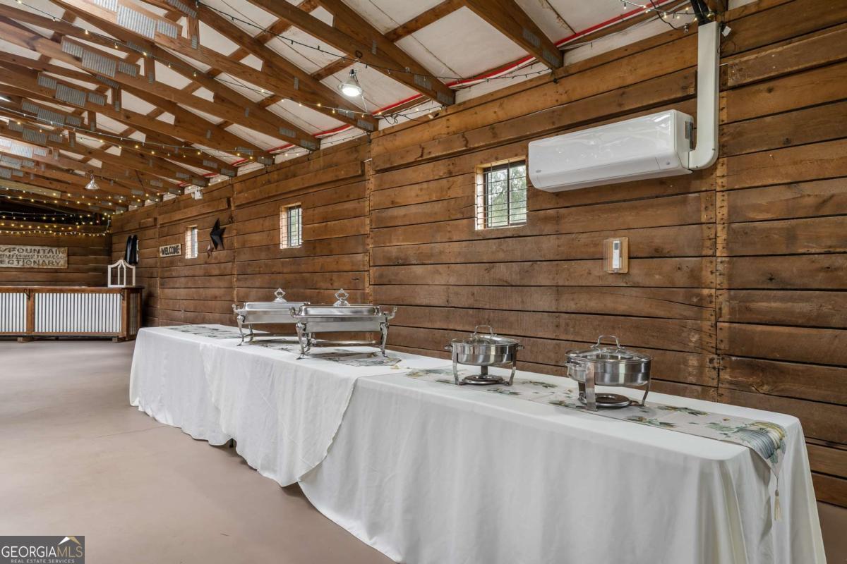 86 Stable Gate Drive Blairsville GA 30512