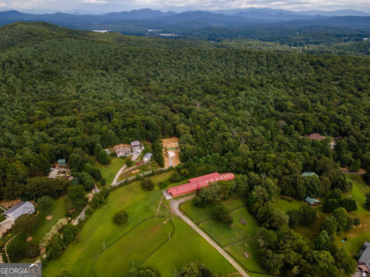 86 Stable Gate Drive Blairsville GA 30512