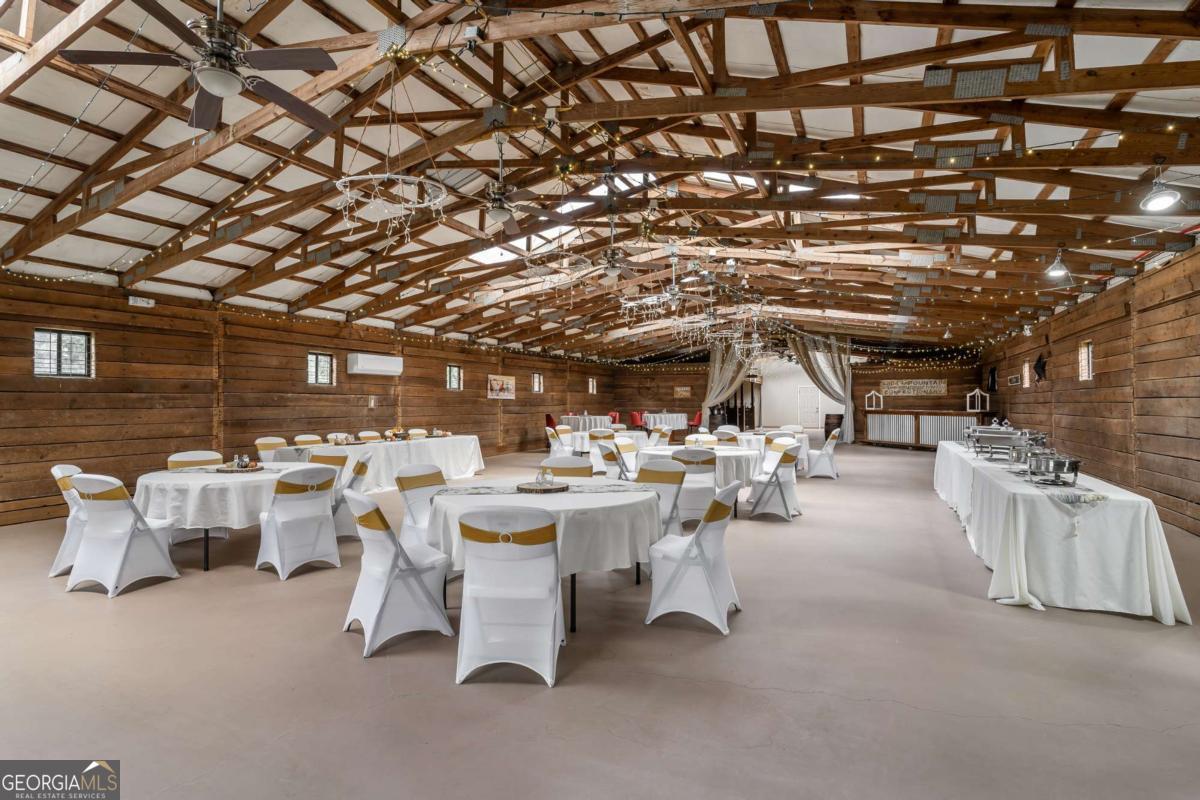 86 Stable Gate Drive Blairsville GA 30512