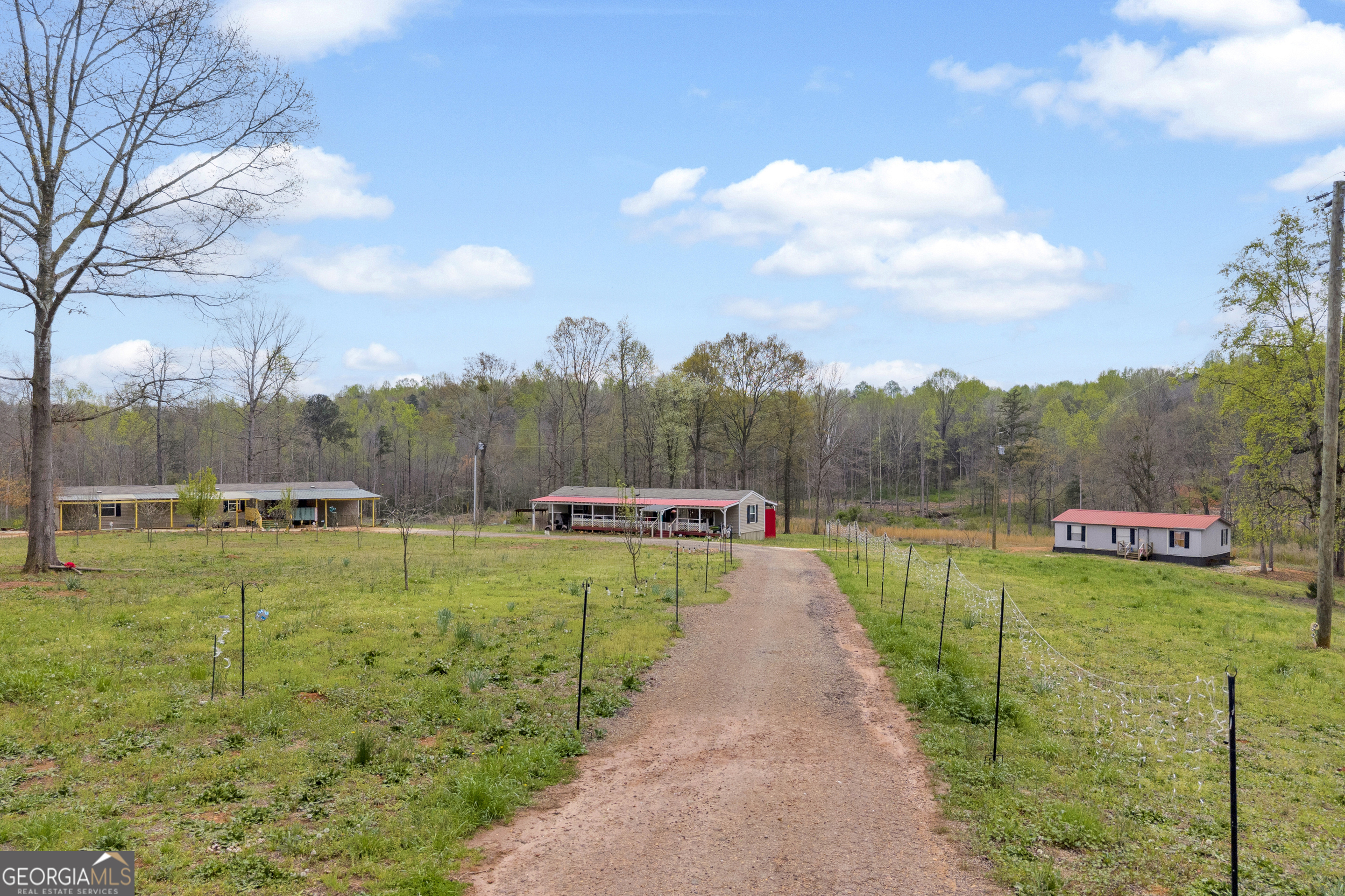 1934 Pleasant Hill Road Martin GA 30557