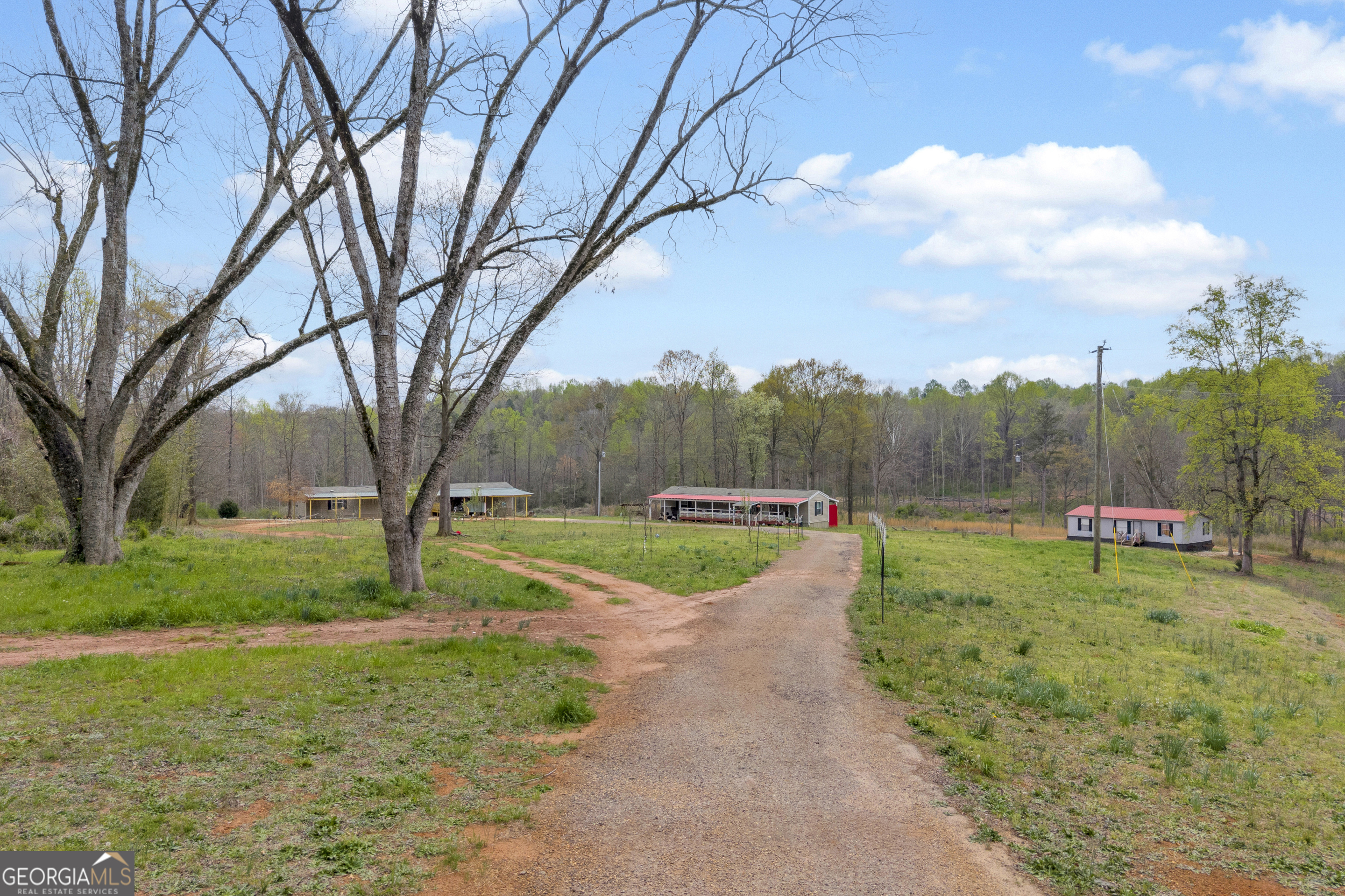1934 Pleasant Hill Road Martin GA 30557