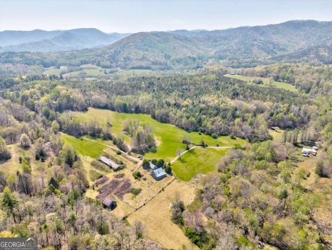 365 Waters Road Mccaysville GA 30555
