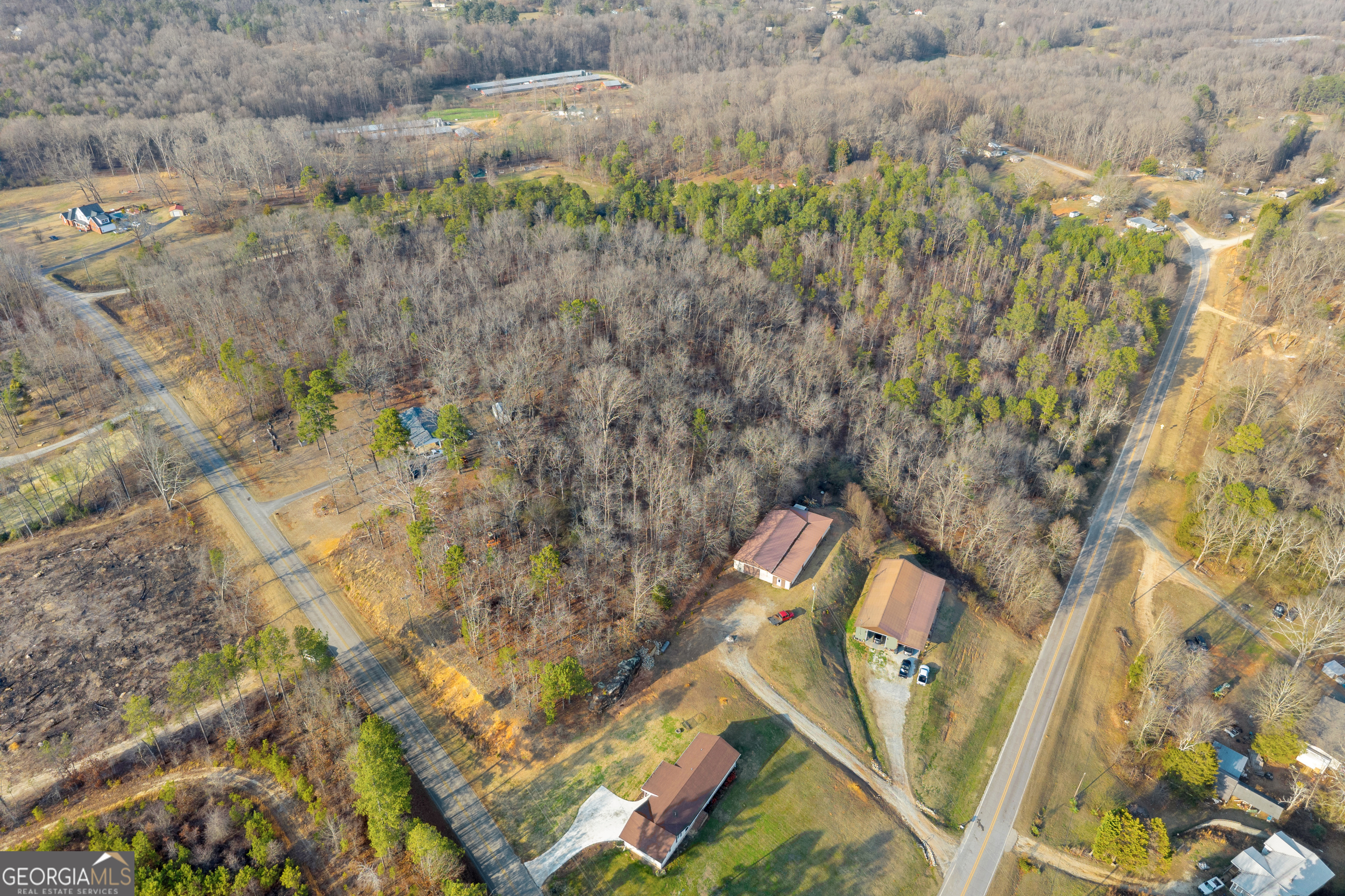 2122 Hunters Creek Road Carnesville GA 30521