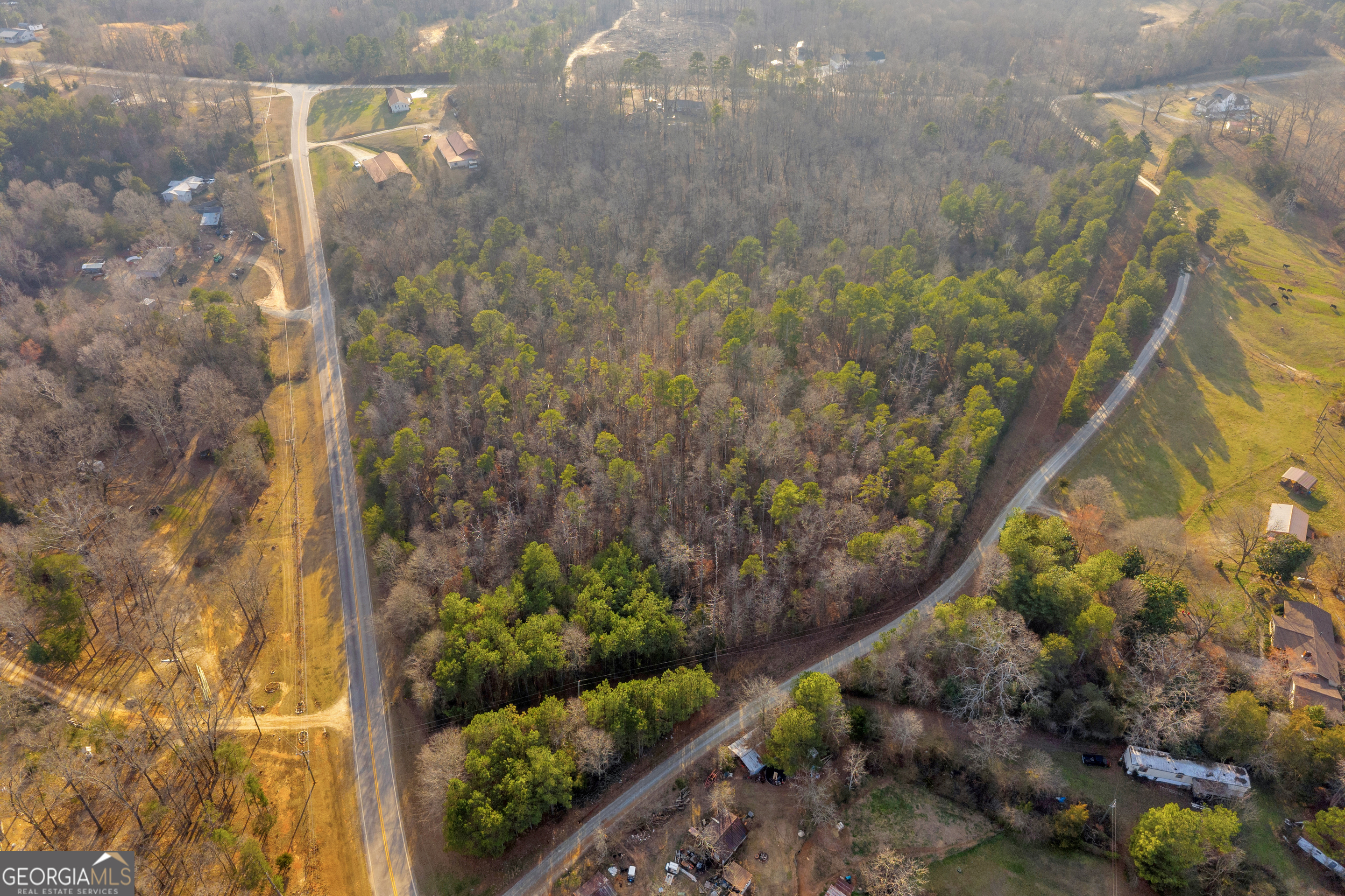 2122 Hunters Creek Road Carnesville GA 30521