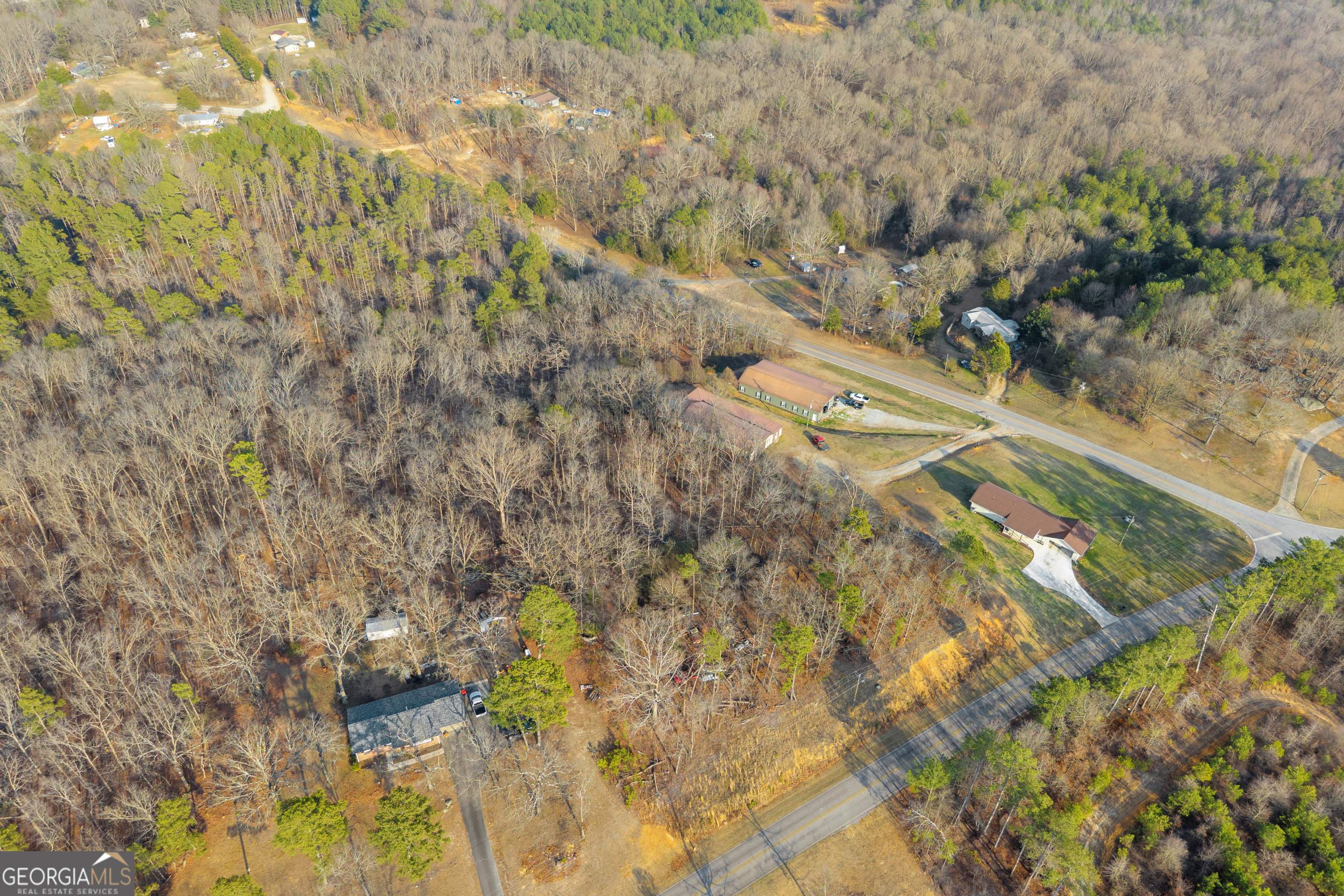 2122 Hunters Creek Road Carnesville GA 30521